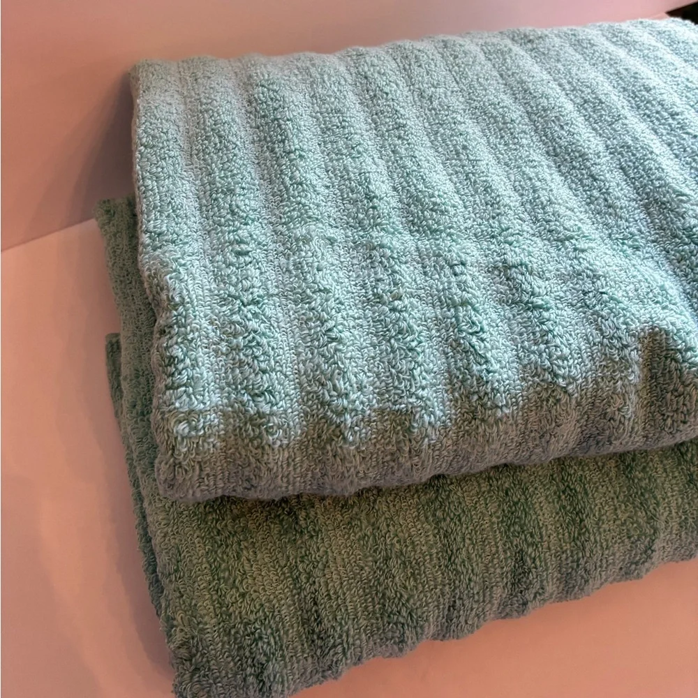 Mint green bath towels set